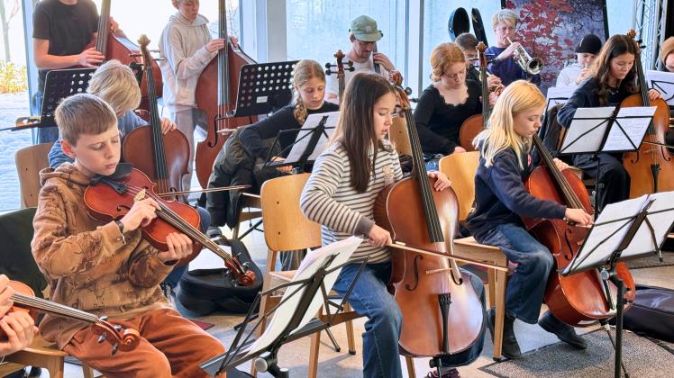 orkestret for Skovlyskolens 6. årgang