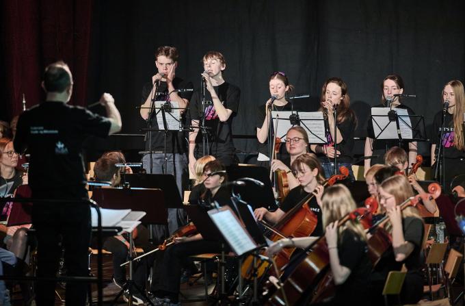 Let's Dance band og kor